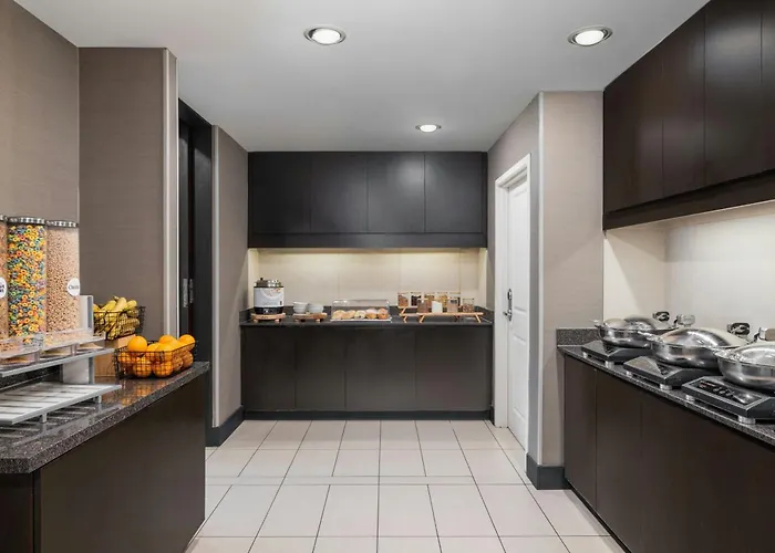Hotel By Marriott 3*