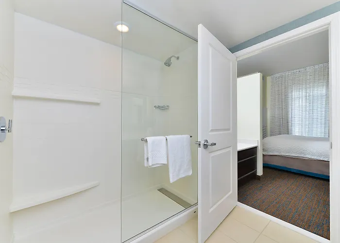 By Marriott Hotel 3*