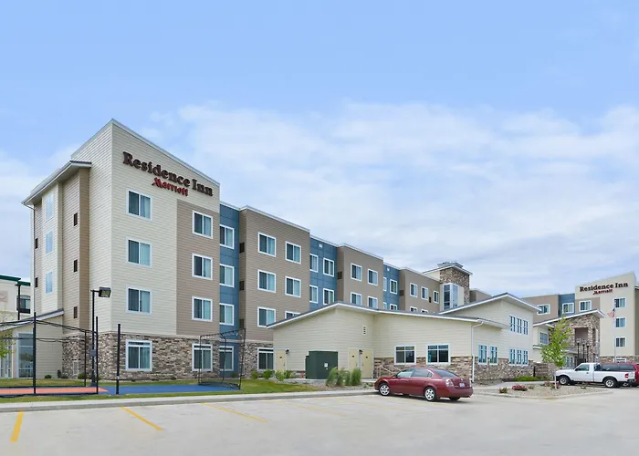 Hotel By Marriott Champaign