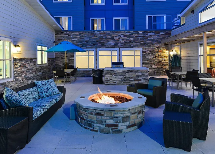 By Marriott 3* Champaign